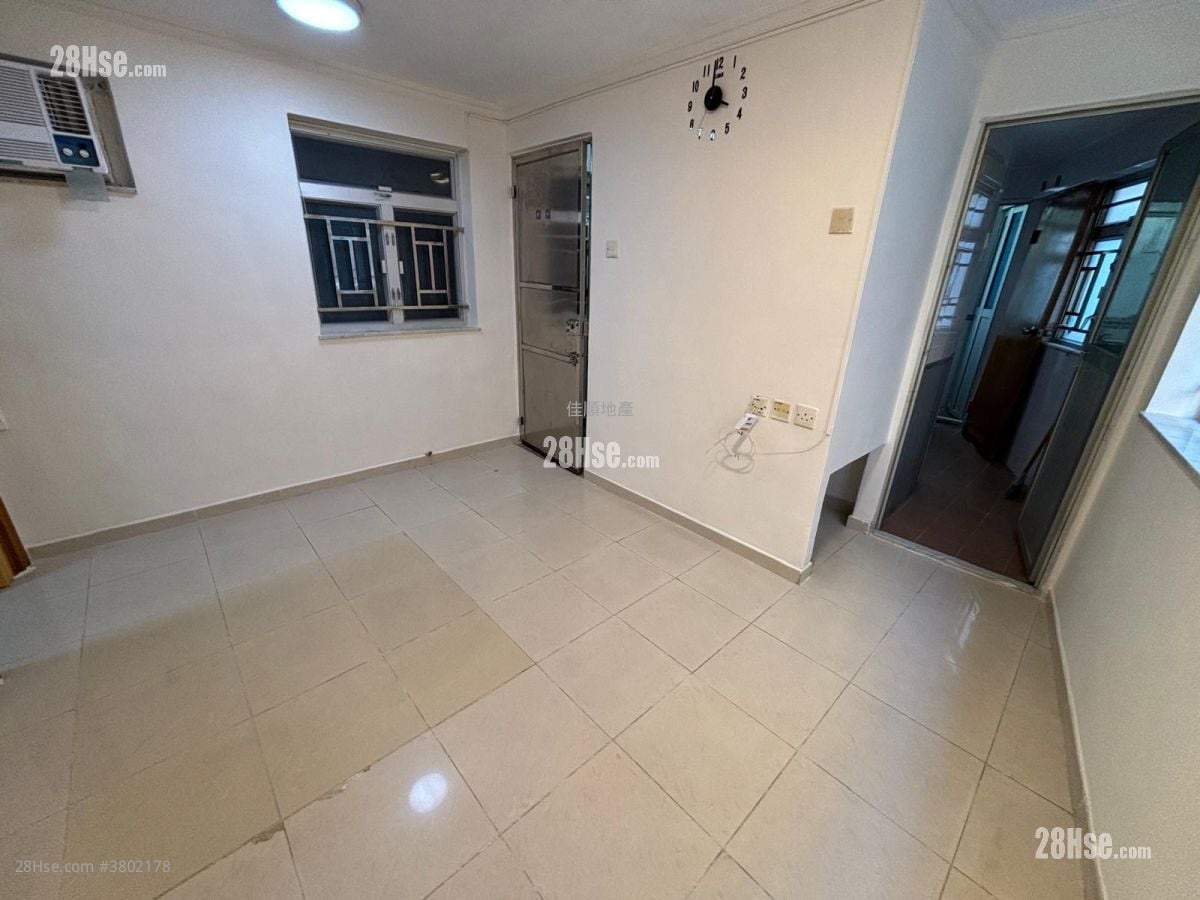 村屋 租盘 2 房 , 1 浴室