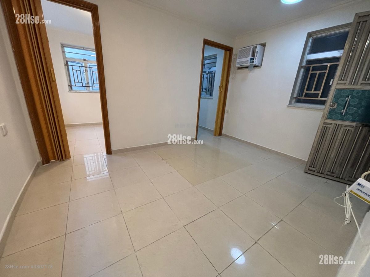 村屋 租盘 2 房 , 1 浴室