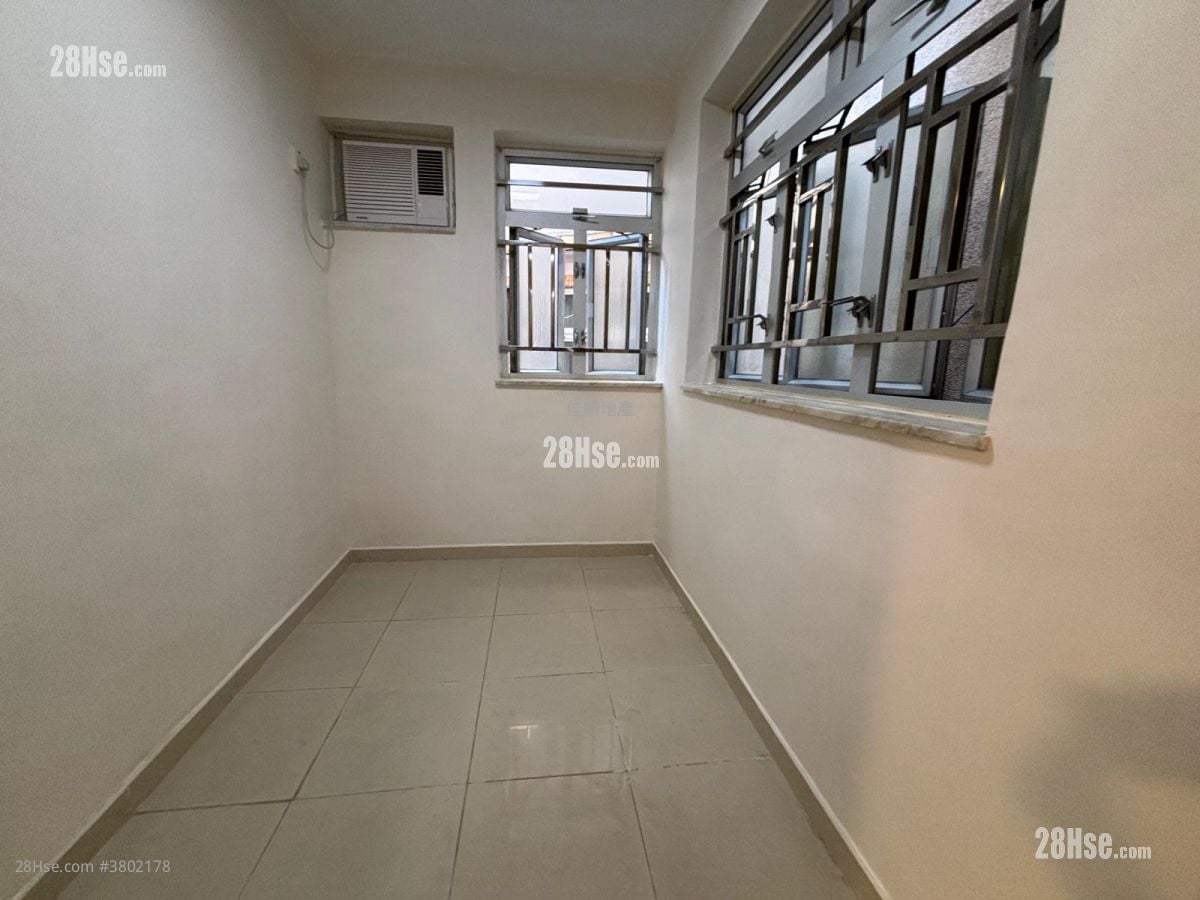 村屋 租盘 2 房 , 1 浴室