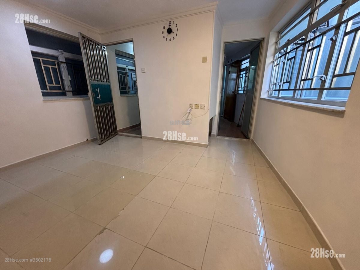 村屋 租盘 2 房 , 1 浴室