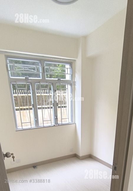 新丽花园 售盘 2 房 , 1 浴室 386 平方尺