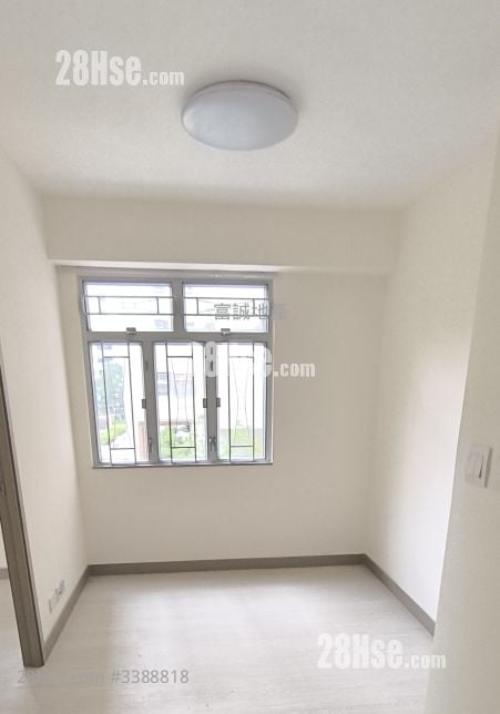 新丽花园 售盘 2 房 , 1 浴室 386 平方尺