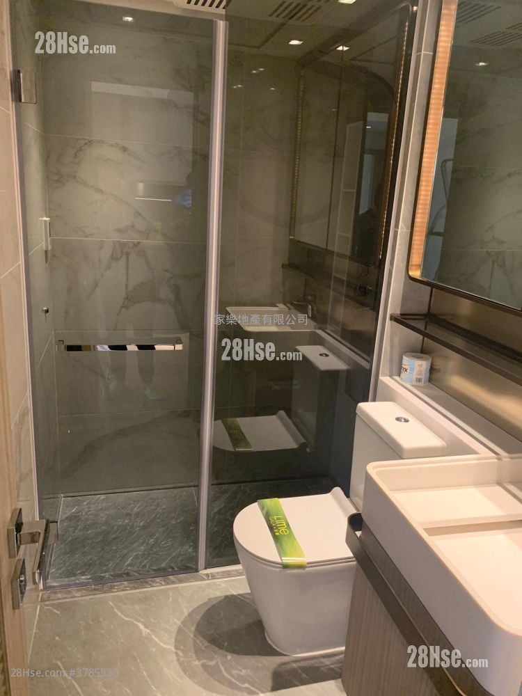 Lime Gala Rental 2 Bedrooms , 1 Bathroom 469 ft²