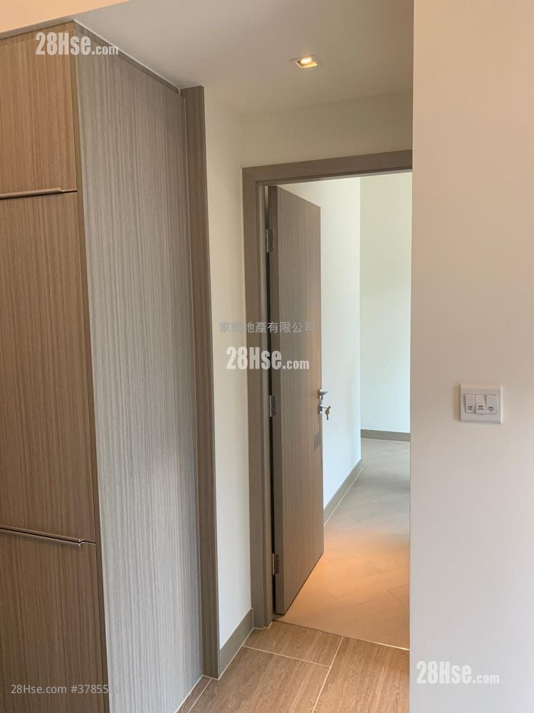 Lime Gala Rental 2 Bedrooms , 1 Bathroom 469 ft²