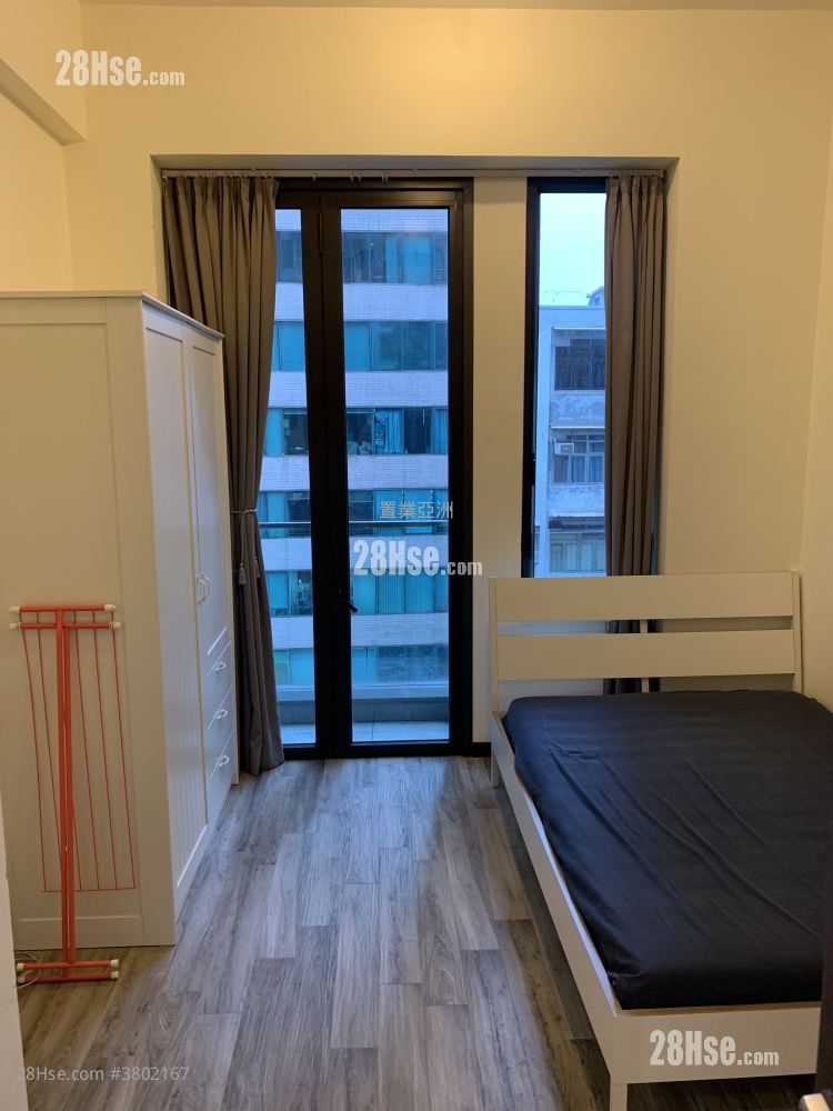 AVA128 售盘 开放式间隔 , 1 浴室 227 平方尺