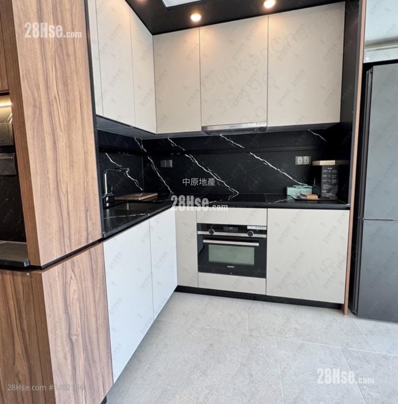 Silicon Hill Rental 2 Bedrooms , 1 Bathroom 405 ft²