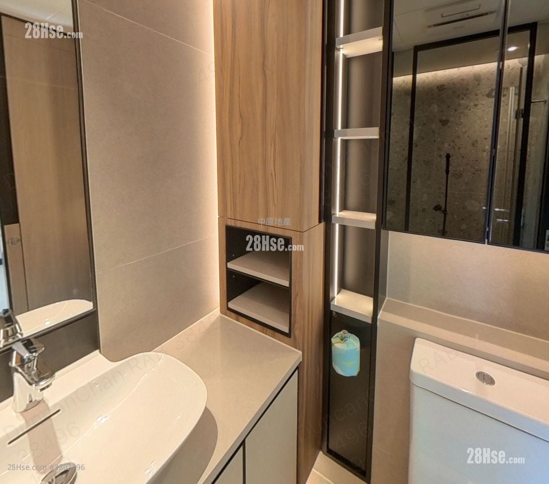 Silicon Hill Rental 2 Bedrooms , 1 Bathroom 405 ft²