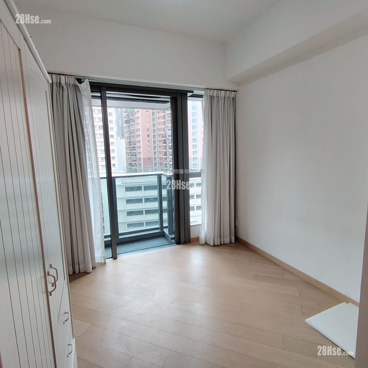 Novum West Rental Studio , 1 Bathroom 218 ft²