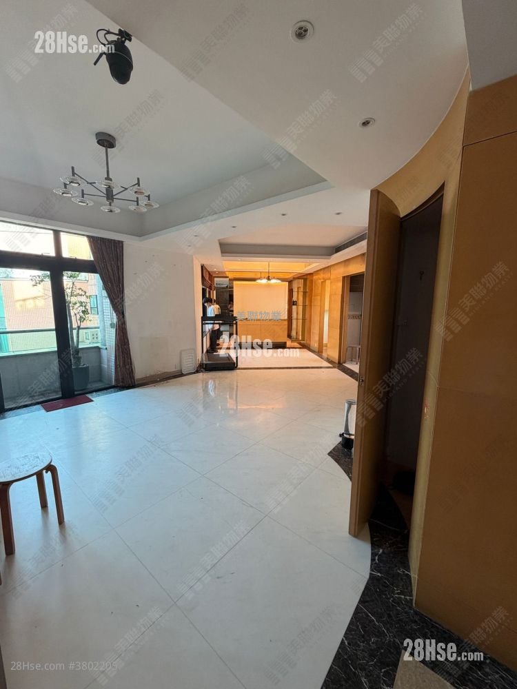 雅典居 售盘 3 房 , 2 浴室 1,435 平方尺