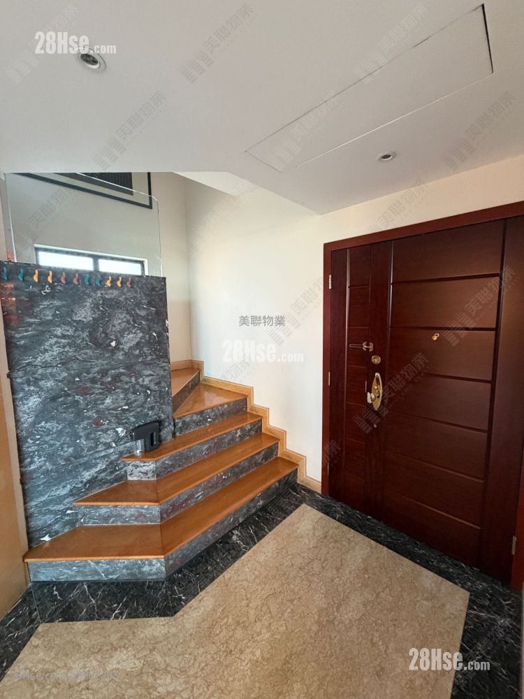 雅典居 售盘 3 房 , 2 浴室 1,435 平方尺