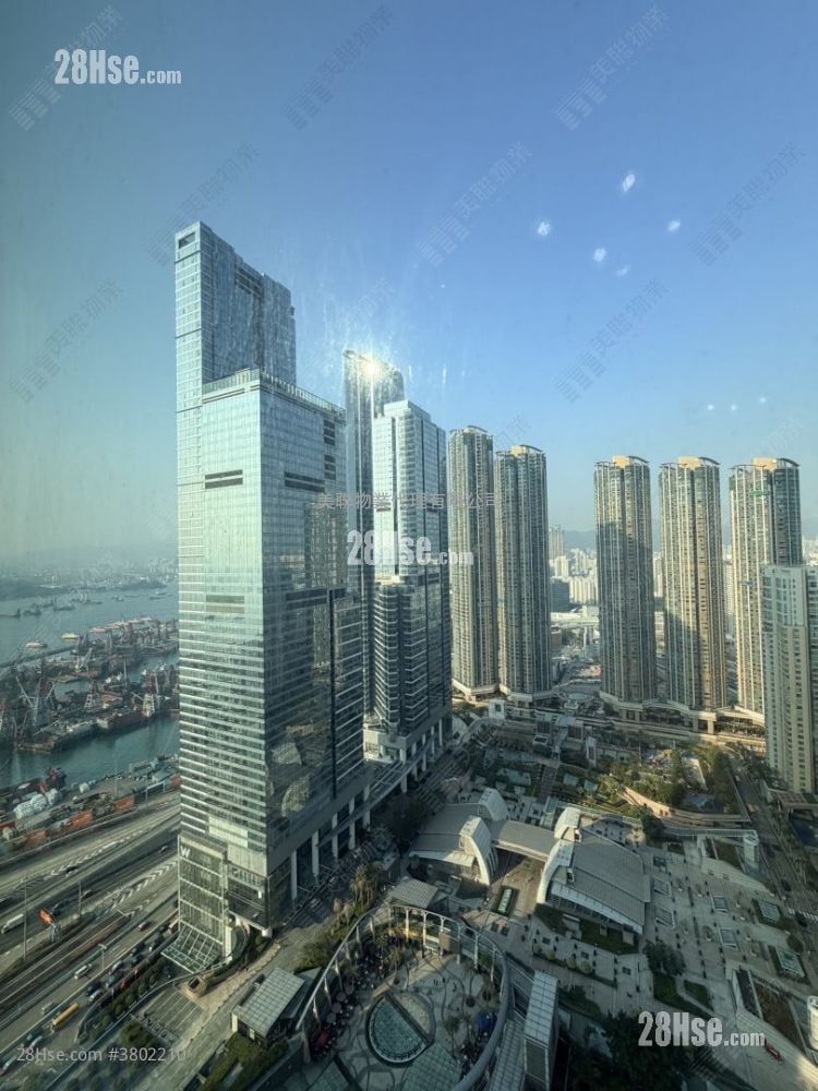 The Harbourside Rental 2 Bedrooms , 2 Bathrooms 755 ft²