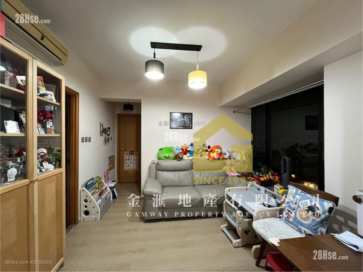 Scenic View Sell 2 Bedrooms , 1 Bathroom 497 ft²