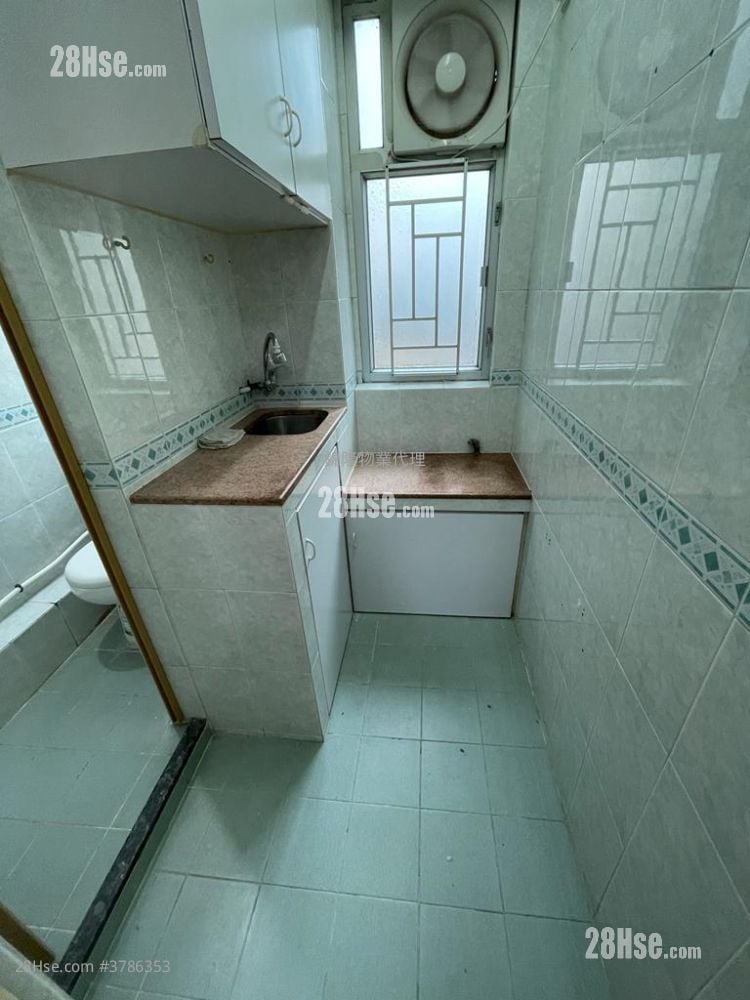 定安大厦 售盘 2 房 , 1 浴室 310 平方尺