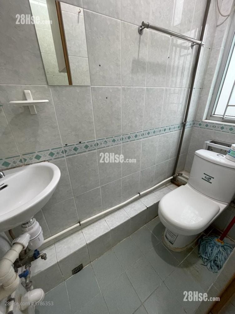 定安大厦 售盘 2 房 , 1 浴室 310 平方尺