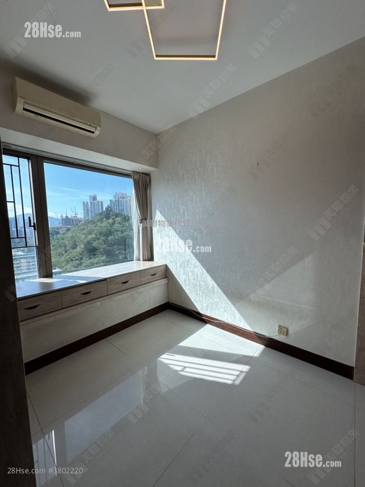 半山壹号 租盘 3 房 , 3 浴室 1,252 平方尺