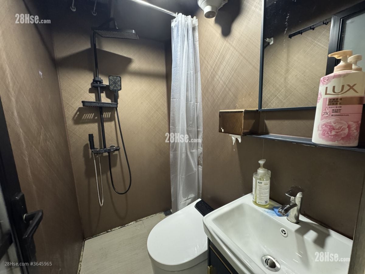 香港企業大廈 租盤 開放式間隔 , 1 浴室 200 平方呎