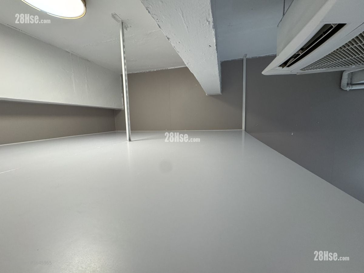 香港企業大廈 租盤 開放式間隔 , 1 浴室 200 平方呎