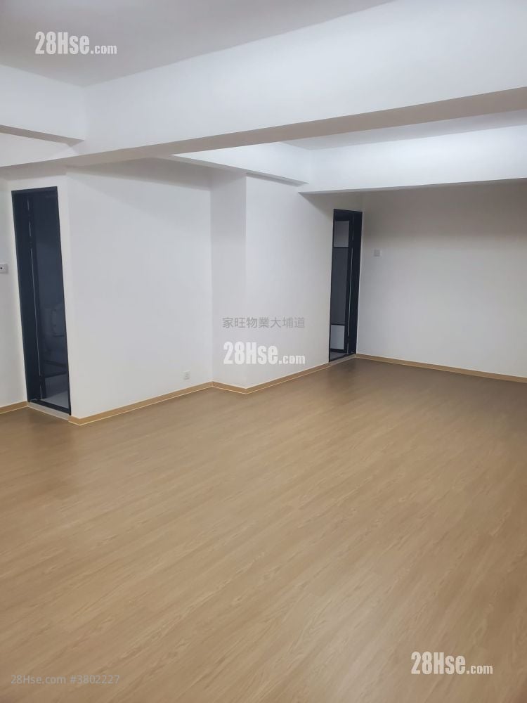 Edward Mansion Sell 1 Bedroom , 1 Bathroom 820 ft²