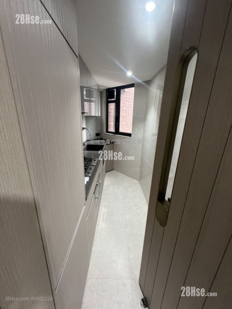 柏傲庄 租盘 2 房 , 1 浴室 550 平方尺