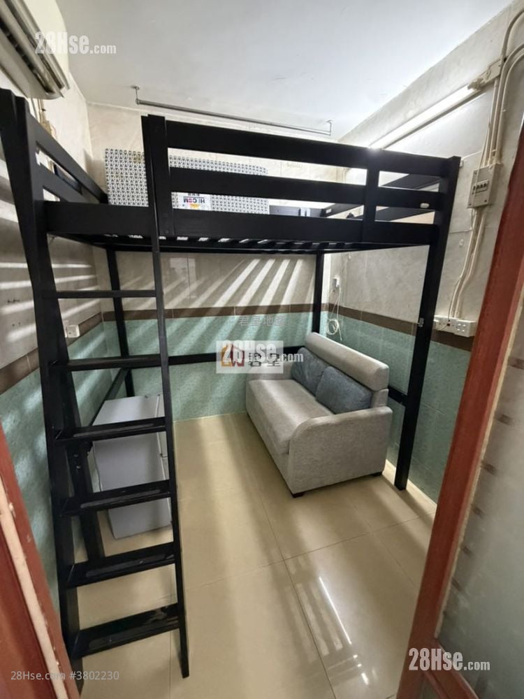 Kingland Apartments Rental Studio , 1 Bathroom 916 ft²