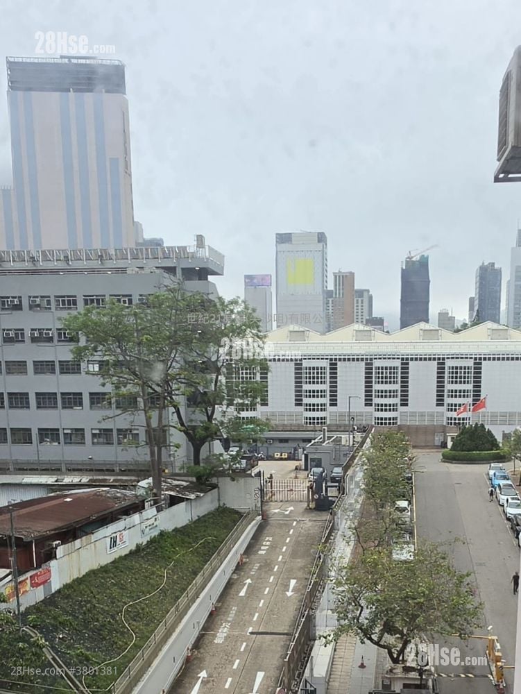 Lucky Building Sell 2 Bedrooms , 1 Bathroom 323 ft²