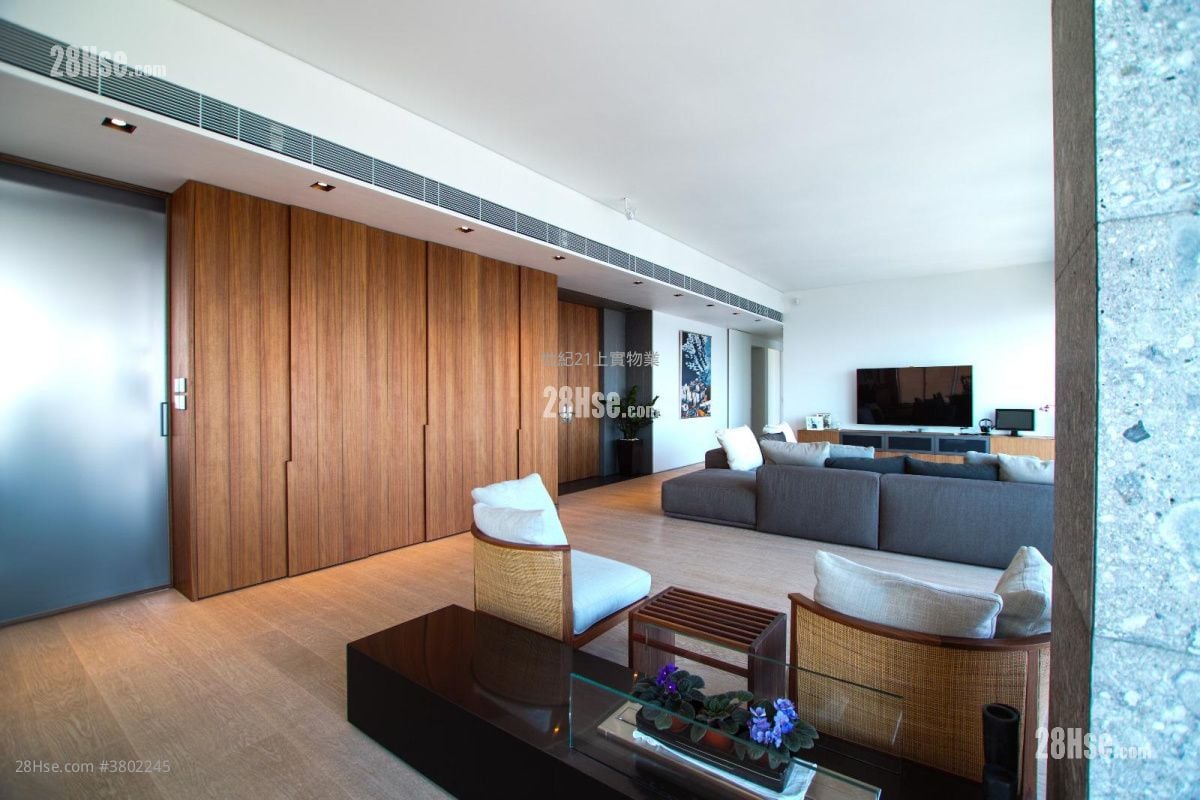 No. 15 Homantin Hill Rental 3 Bedrooms , 4 Bathrooms 3,383 ft²