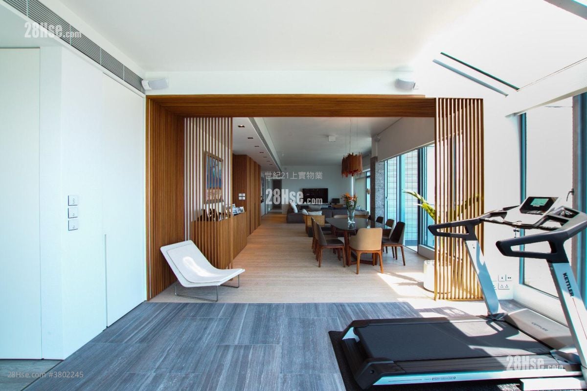 No. 15 Homantin Hill Rental 3 Bedrooms , 4 Bathrooms 3,383 ft²