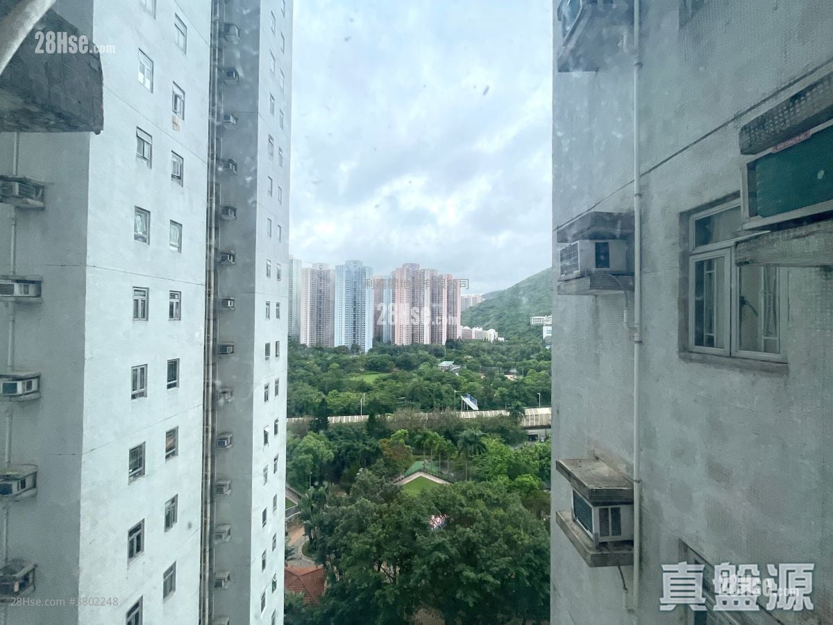 On Ning Garden Sell 3 Bedrooms 538 ft²