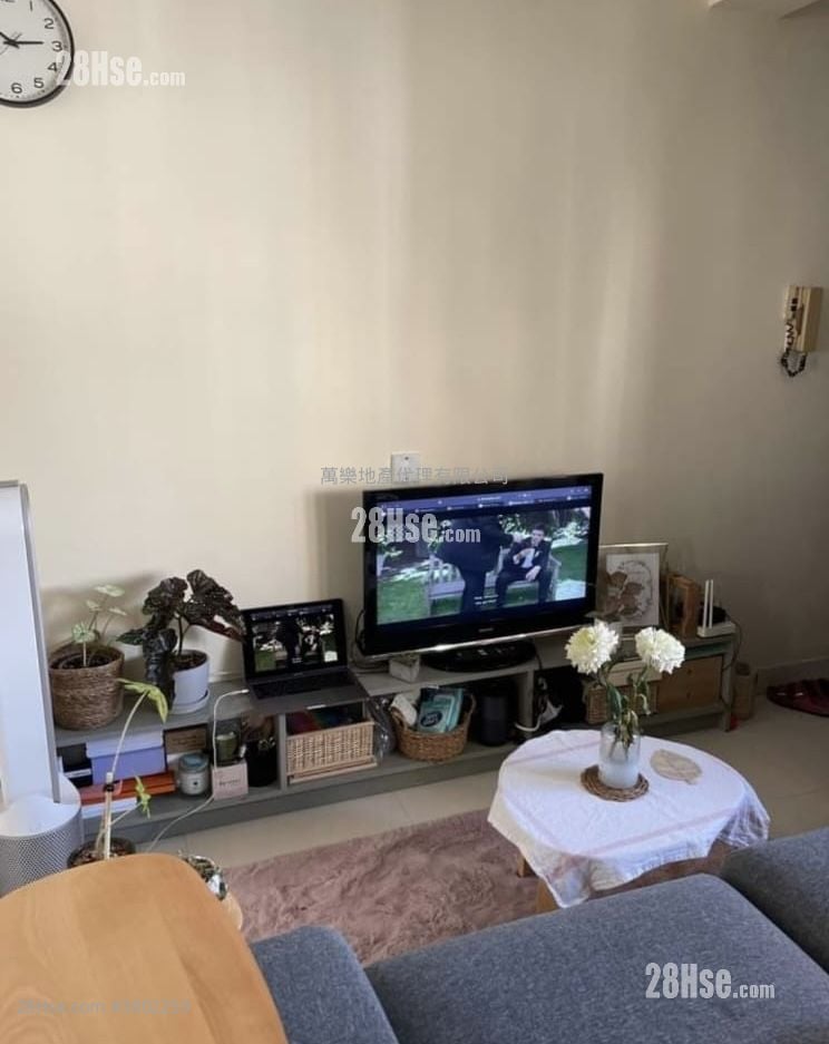Ka Fai Court Sell 1 Bedroom , 1 Bathroom 323 ft²