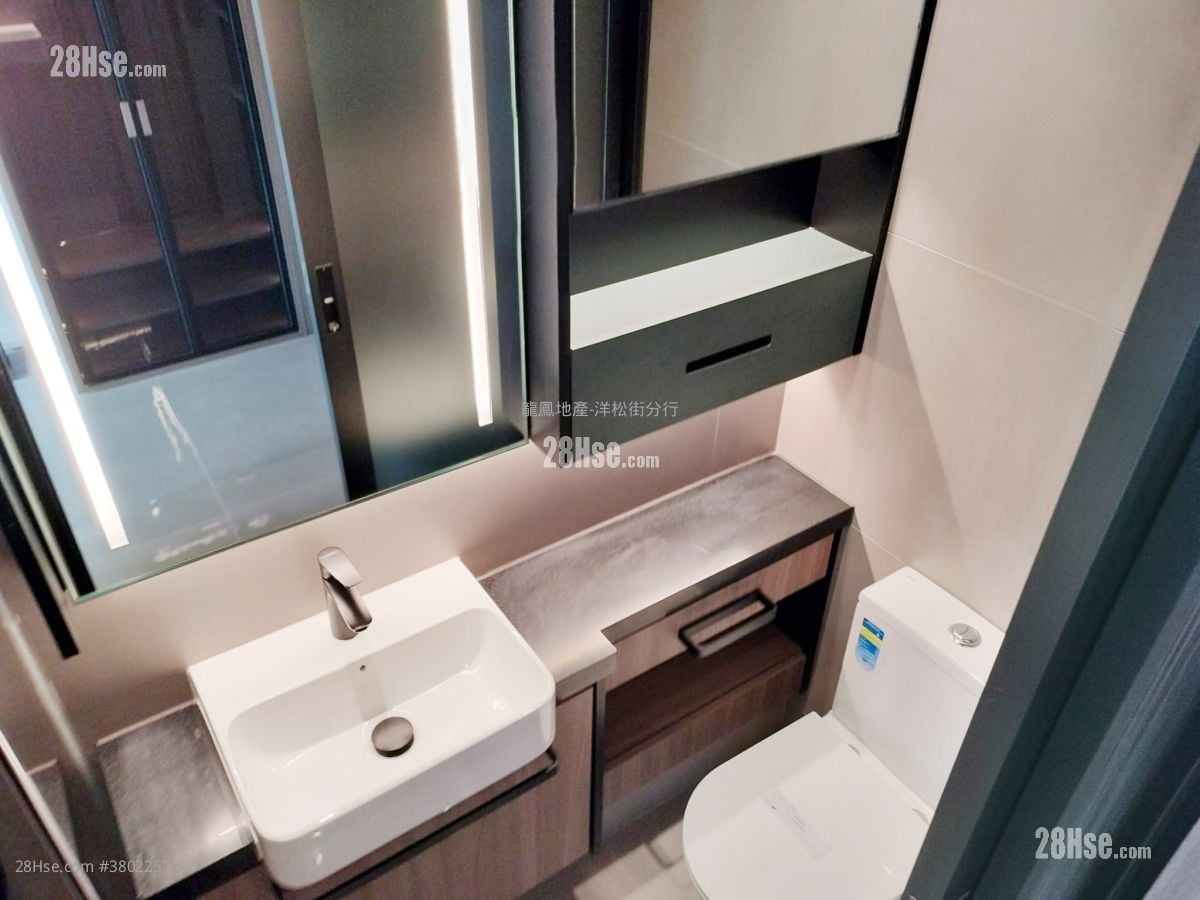 Larchwood 售盘 开放式间隔 , 1 浴室 203 平方尺