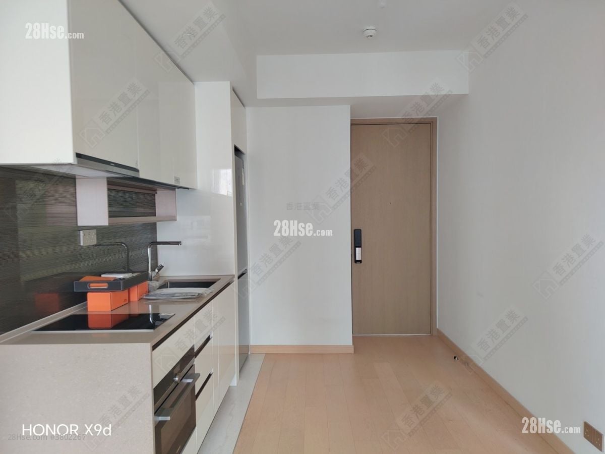 K. Summit Rental 2 Bedrooms , 1 Bathroom 466 ft²