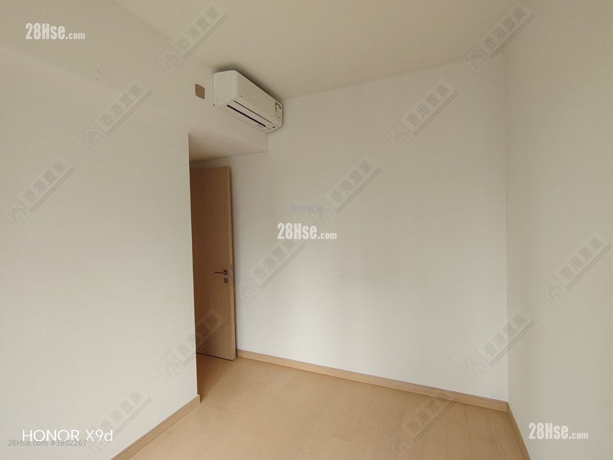 K. Summit Rental 2 Bedrooms , 1 Bathroom 466 ft²