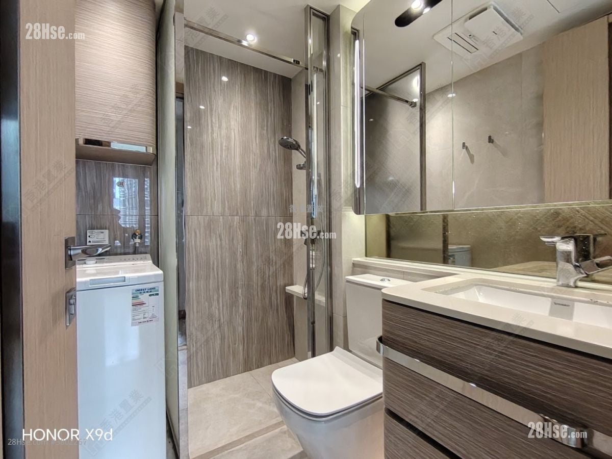 K. Summit Rental 2 Bedrooms , 1 Bathroom 466 ft²