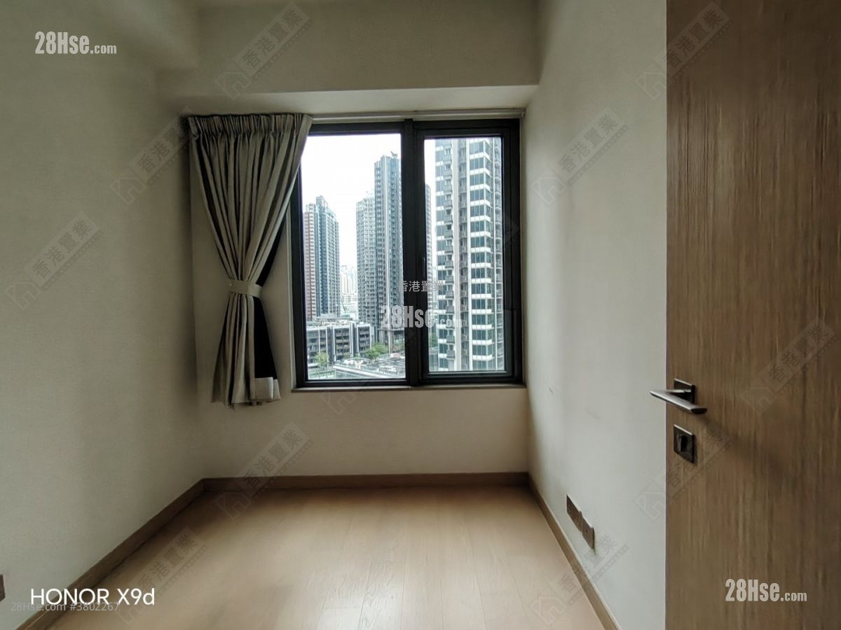 K. Summit Rental 2 Bedrooms , 1 Bathroom 466 ft²