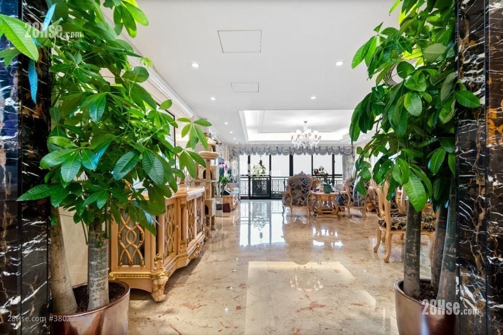 嘉富丽苑 售盘 4 房 , 2 浴室 2,348 平方尺