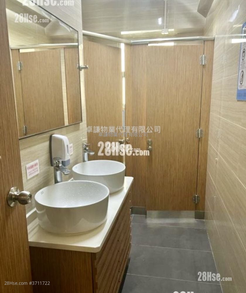 President Commercial Centre Rental 1 Toilet