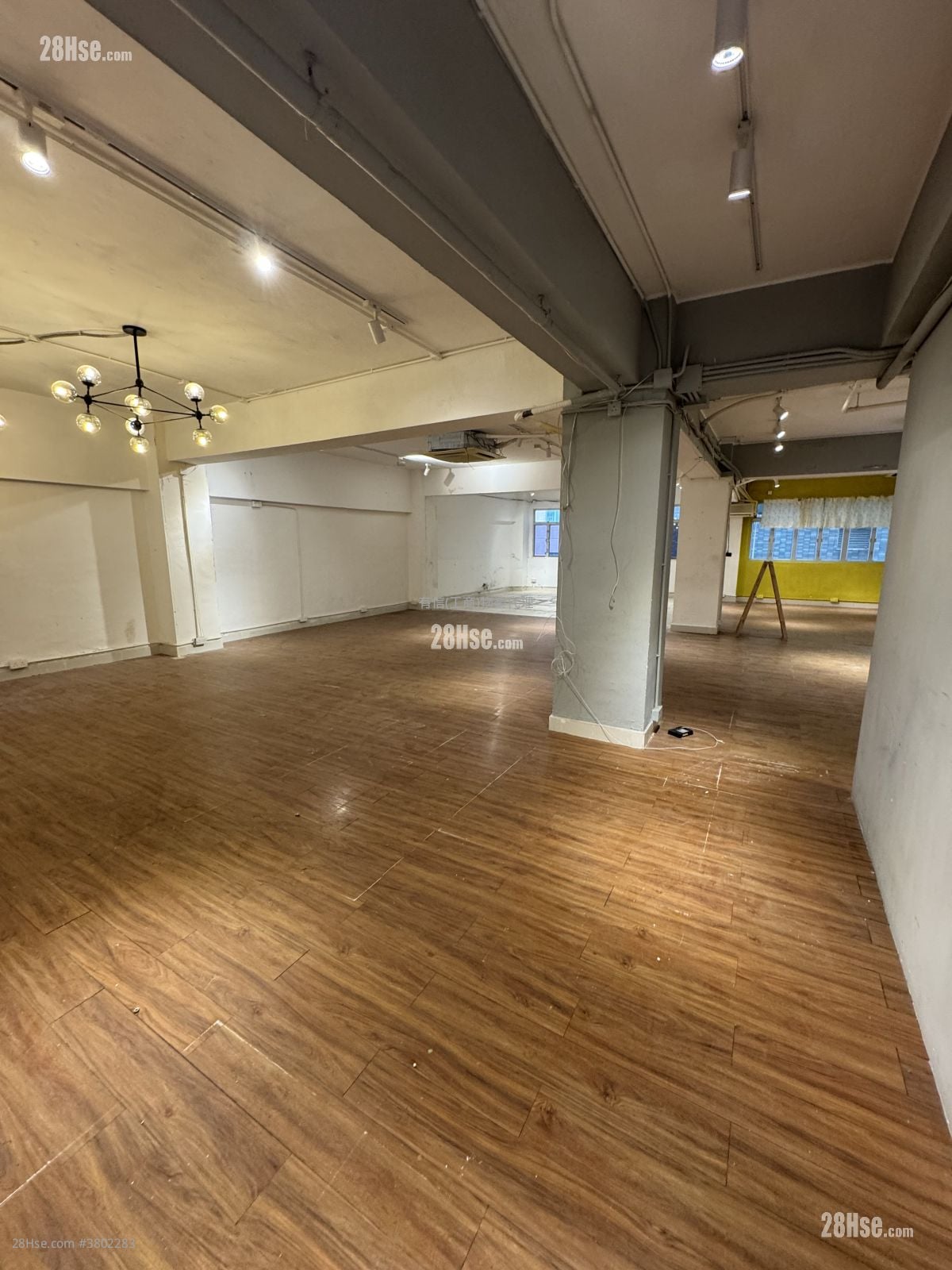 Tong Yuen Factory Building Rental 2,100 ft²