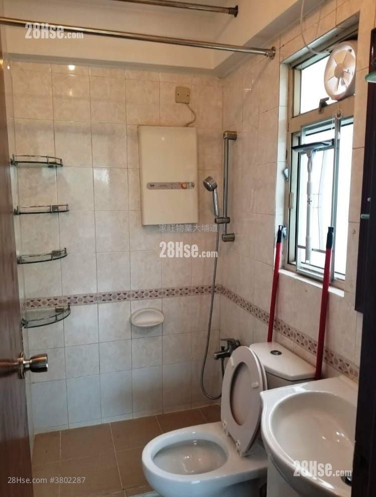 Fairview Garden Sell 2 Bedrooms , 1 Bathroom 306 ft²