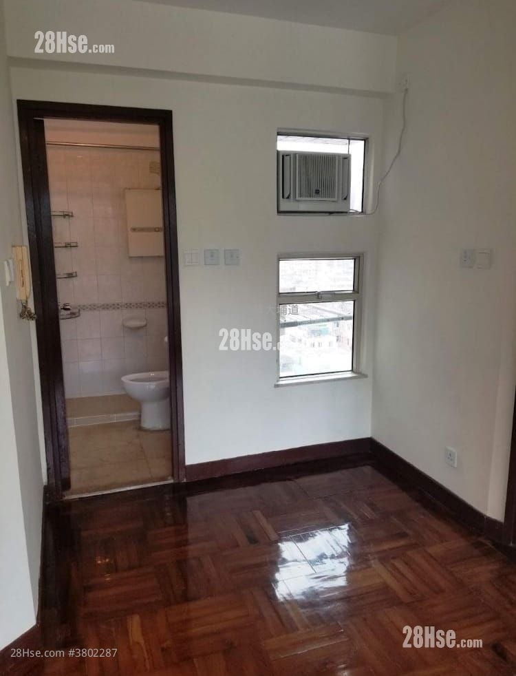 Fairview Garden Sell 2 Bedrooms , 1 Bathroom 306 ft²