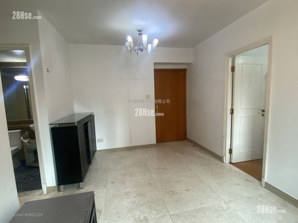 厅: 帝后华庭 售盘 1 房 , 1 浴室 322 平方尺