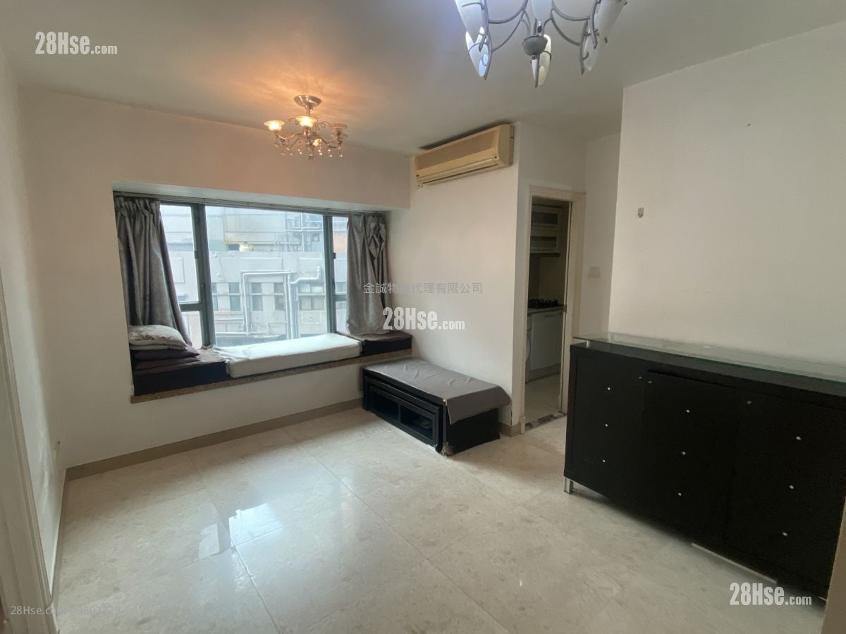 厅: 帝后华庭 售盘 1 房 , 1 浴室 322 平方尺