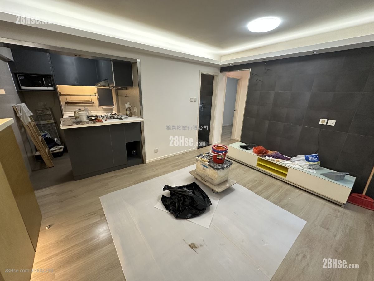 Full Wealth Gardens Rental 2 Bedrooms , 1 Bathroom 451 ft²