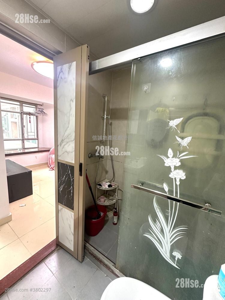 花都广场 租盘 2 房 , 1 浴室 370 平方尺