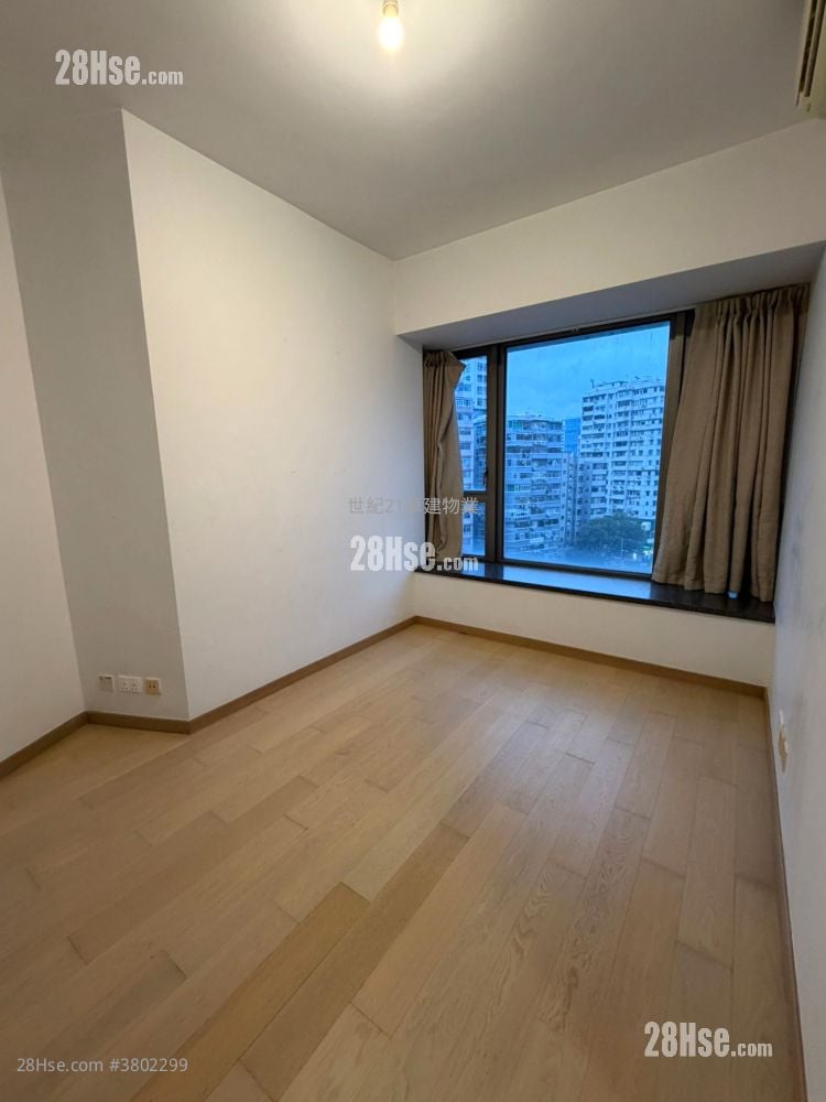 The Austin Rental 3 Bedrooms , 2 Bathrooms 908 ft²