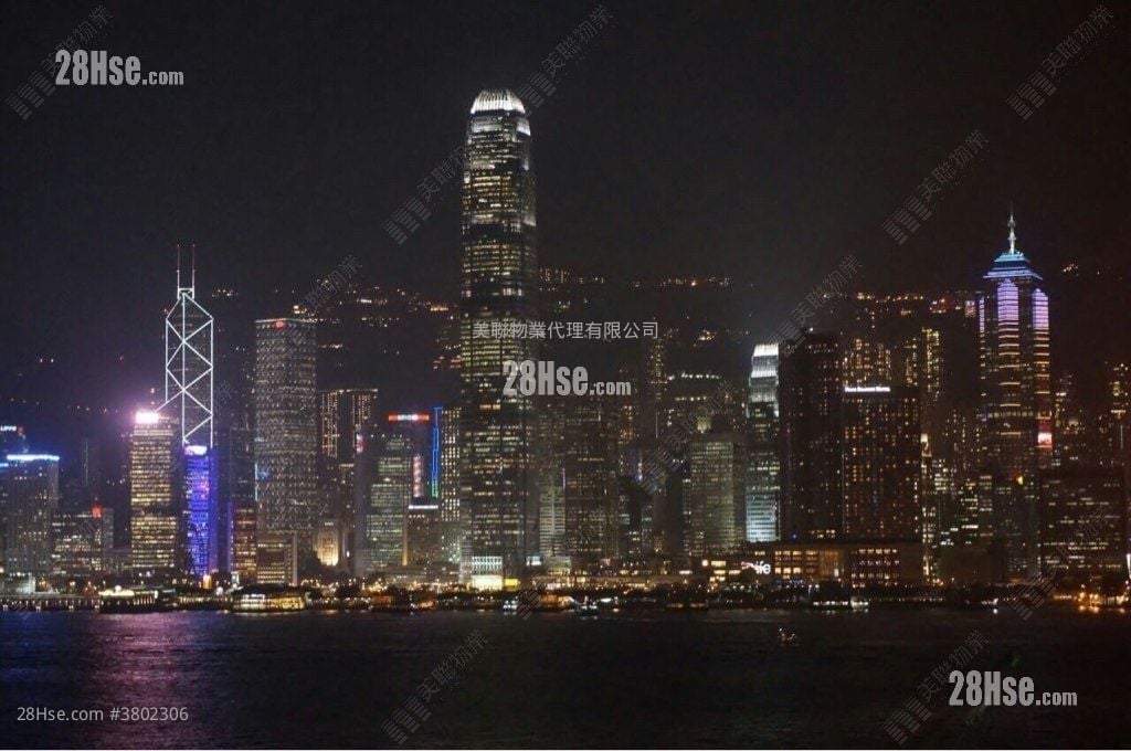 The Harbourside Sell 3 Bedrooms , 3 Bathrooms 1,015 ft²