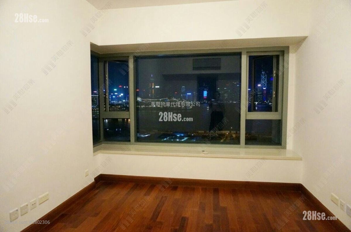 The Harbourside Sell 3 Bedrooms , 3 Bathrooms 1,015 ft²