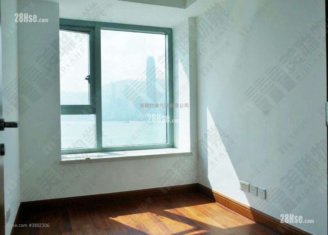 The Harbourside Sell 3 Bedrooms , 3 Bathrooms 1,015 ft²