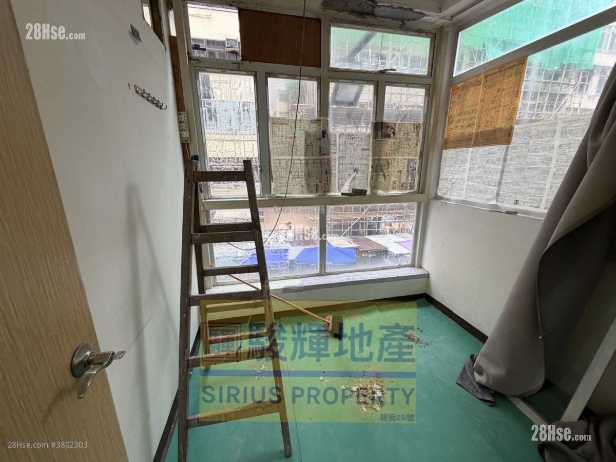 Chung Lee Building Rental 3 Bedrooms , 1 Bathroom 420 ft²