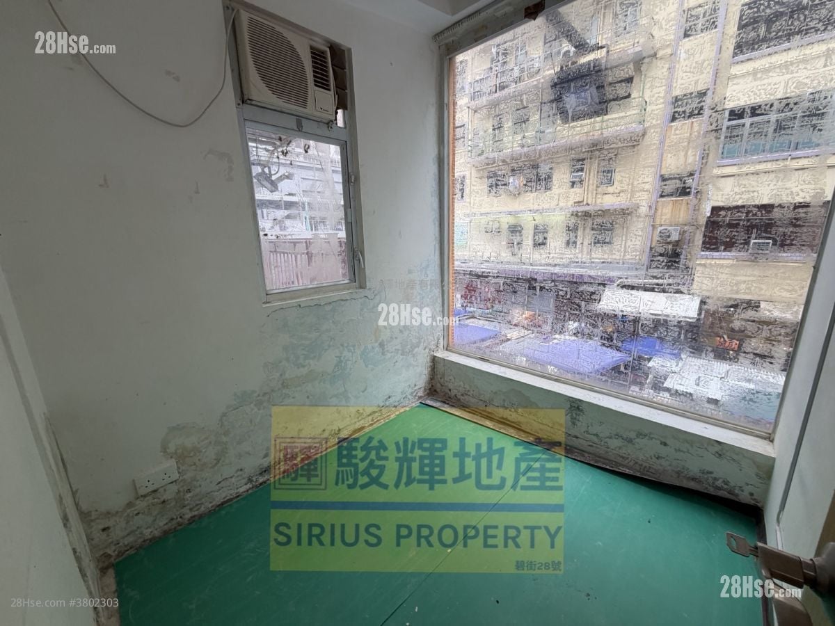 Chung Lee Building Rental 3 Bedrooms , 1 Bathroom 420 ft²
