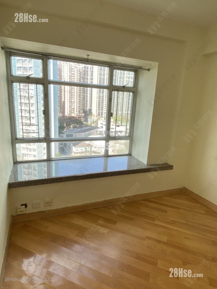 花都广场 售盘 2 房 392 平方尺